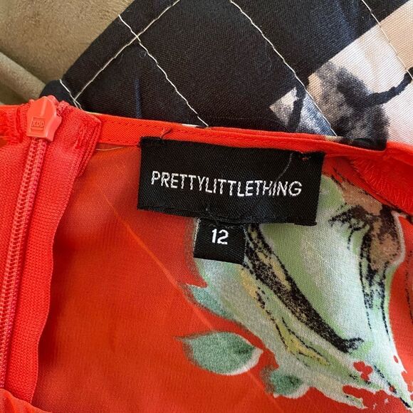 PrettyLittleThing Jaiden orange flower print bell sleeve romper size 12 - Picture 3 of 8